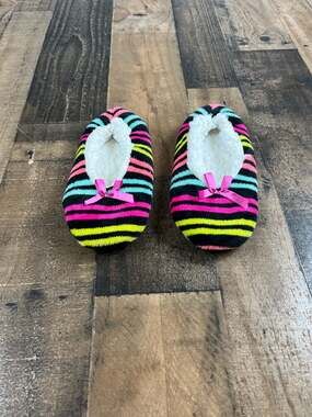 Skidders Neon Rainbow‎ Ballet Slipper with Bow and Grip Bottoms